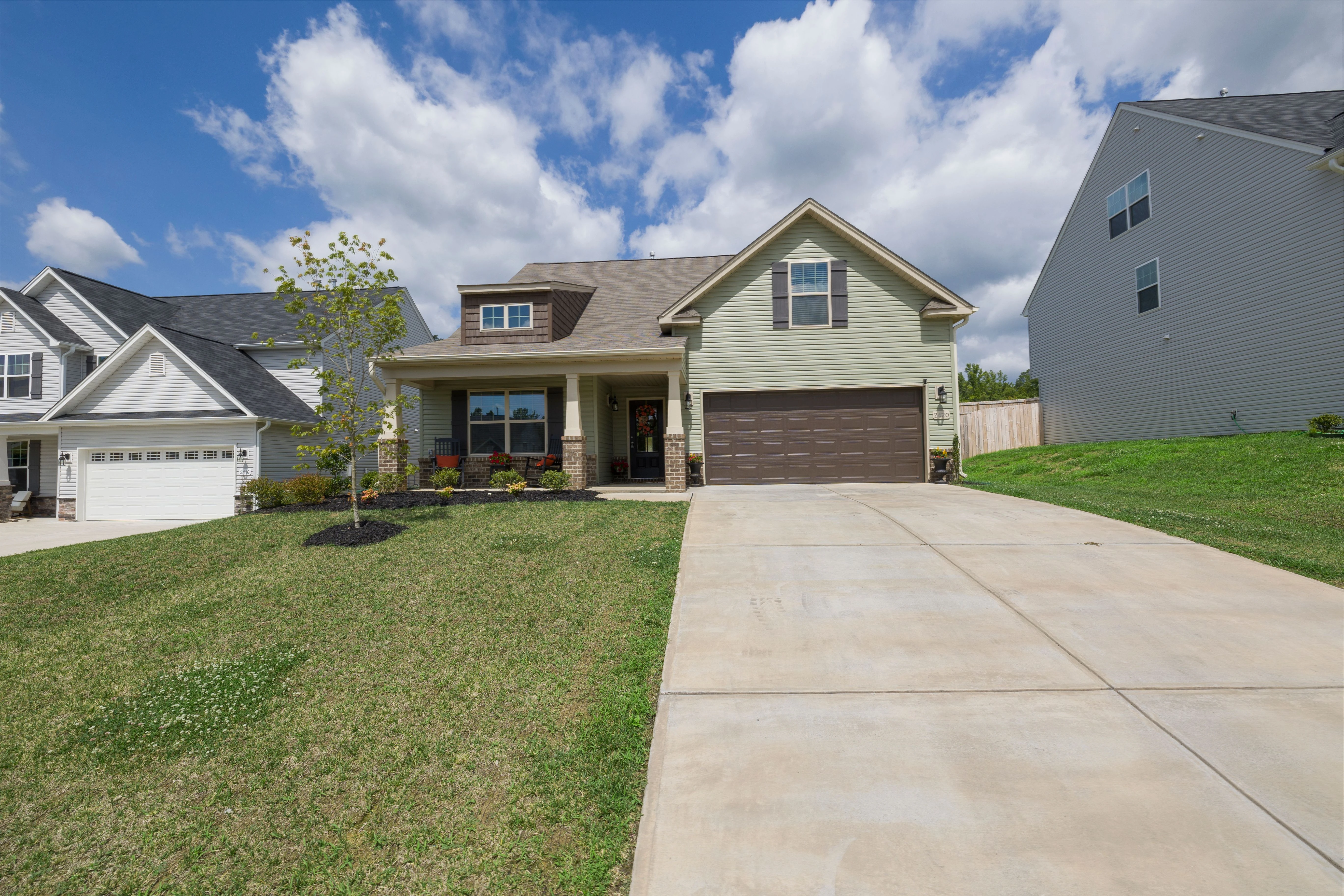 Garage door service area covering Elgin Illinois and nearby communities
